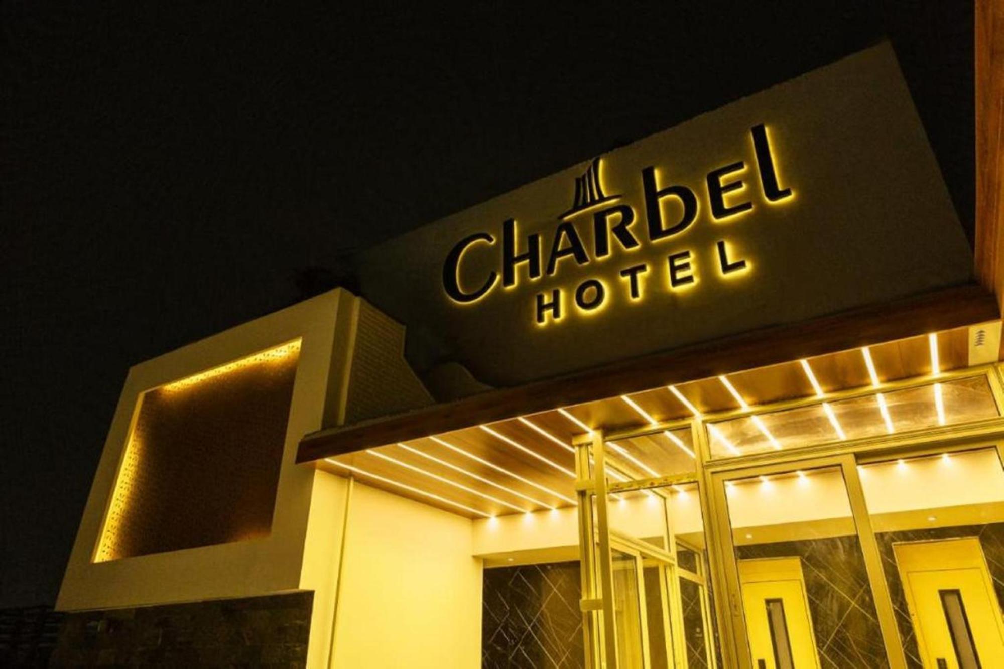 Mar Charbel Hotel Le Caire Extérieur photo