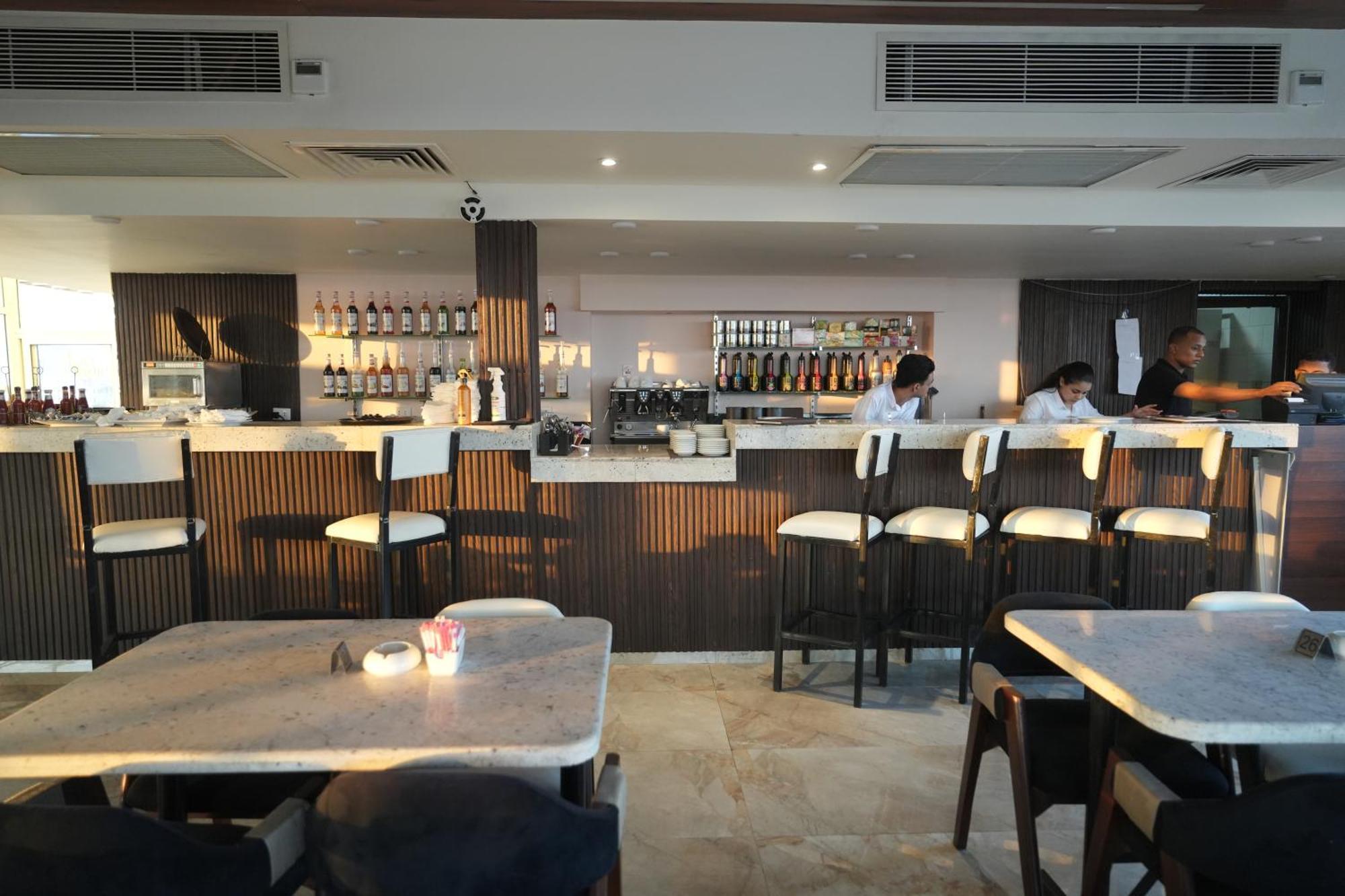 Mar Charbel Hotel Le Caire Extérieur photo