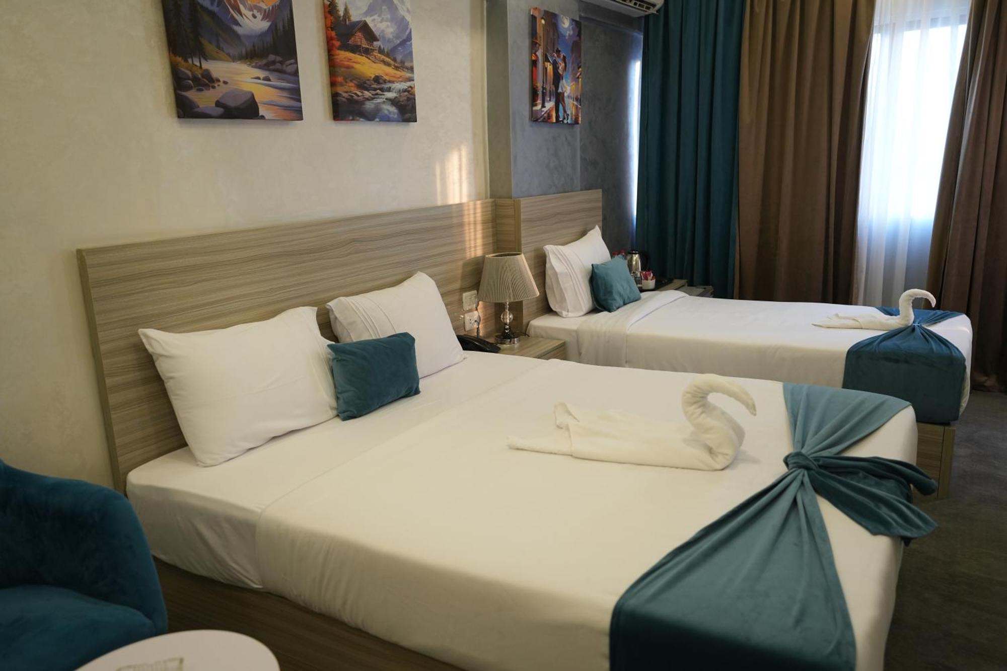 Mar Charbel Hotel Le Caire Extérieur photo