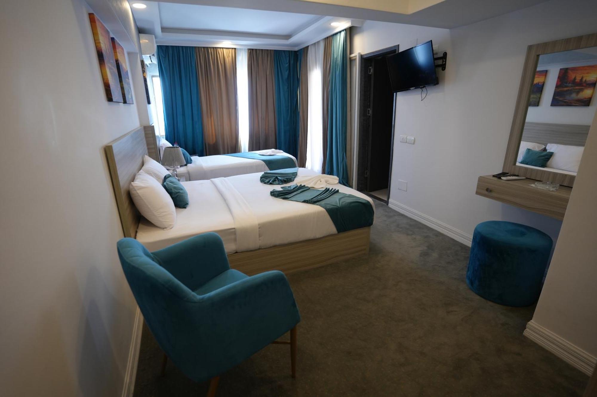 Mar Charbel Hotel Le Caire Extérieur photo