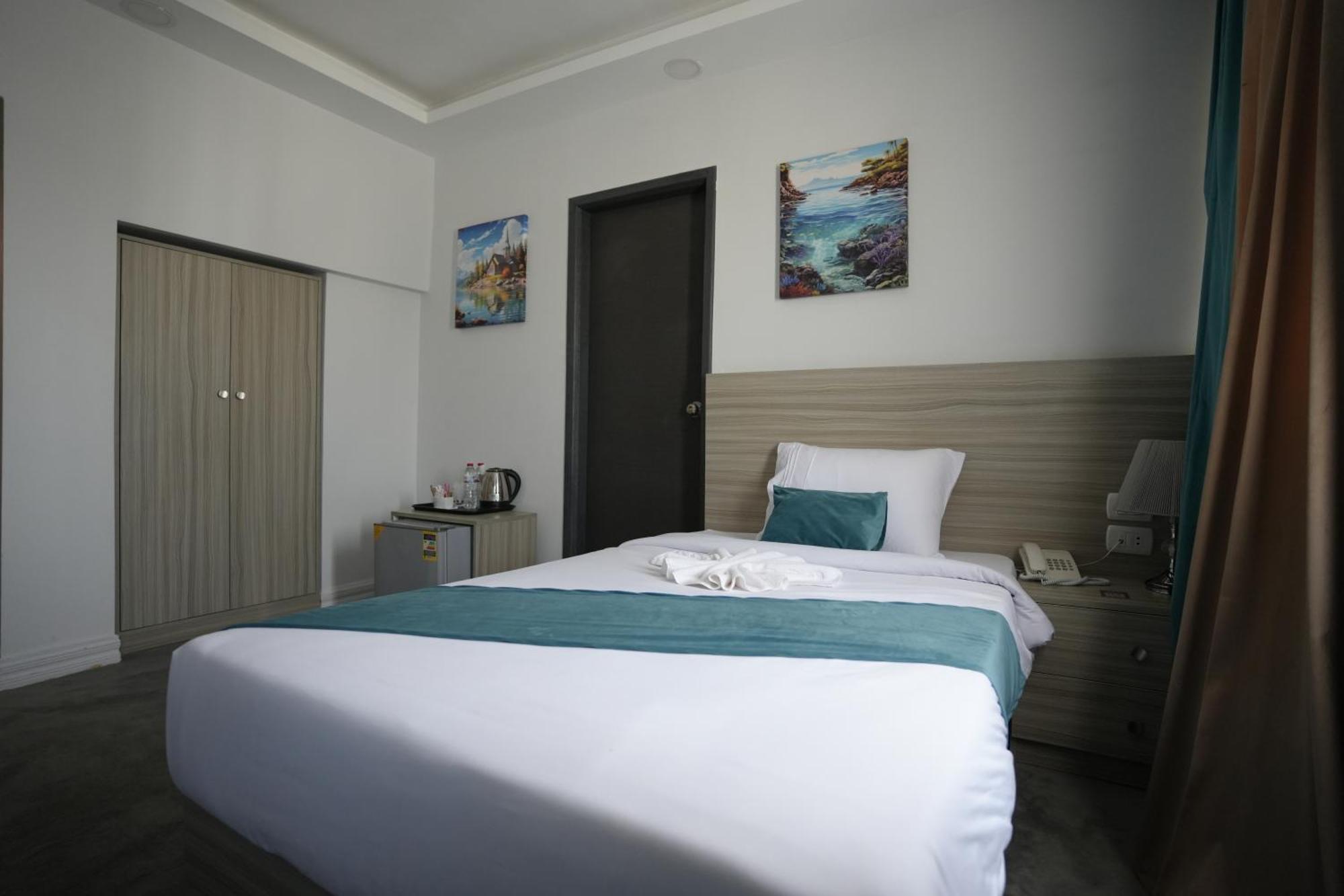 Mar Charbel Hotel Le Caire Extérieur photo